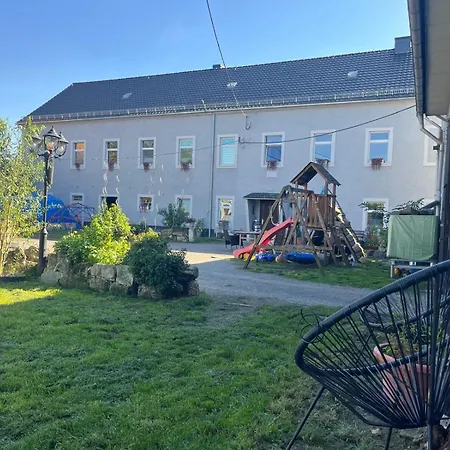 Gutshof Und Proft *